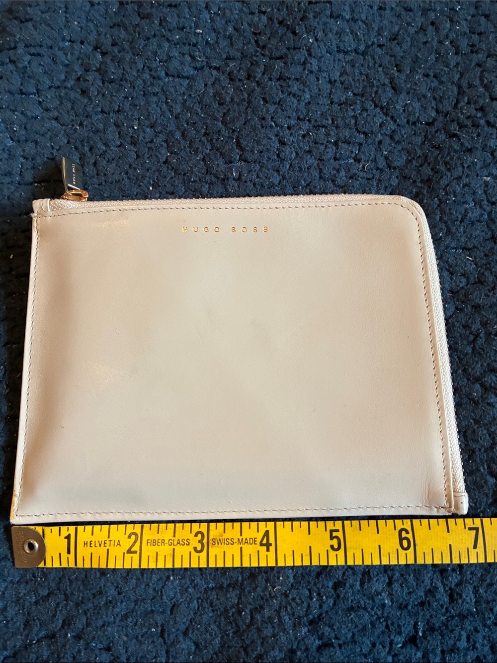 NWOT Hugo Boss Cream Leather Zip Wallet with Gold Hardware